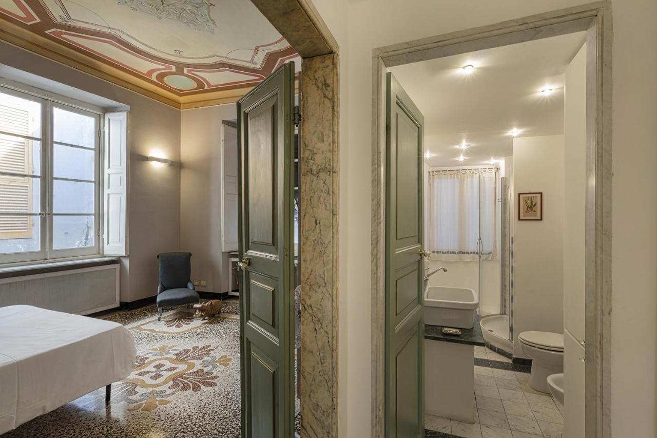 Fancy Apartment in Palazzo Grimaldi by Wonderful Italy Genova Esterno foto