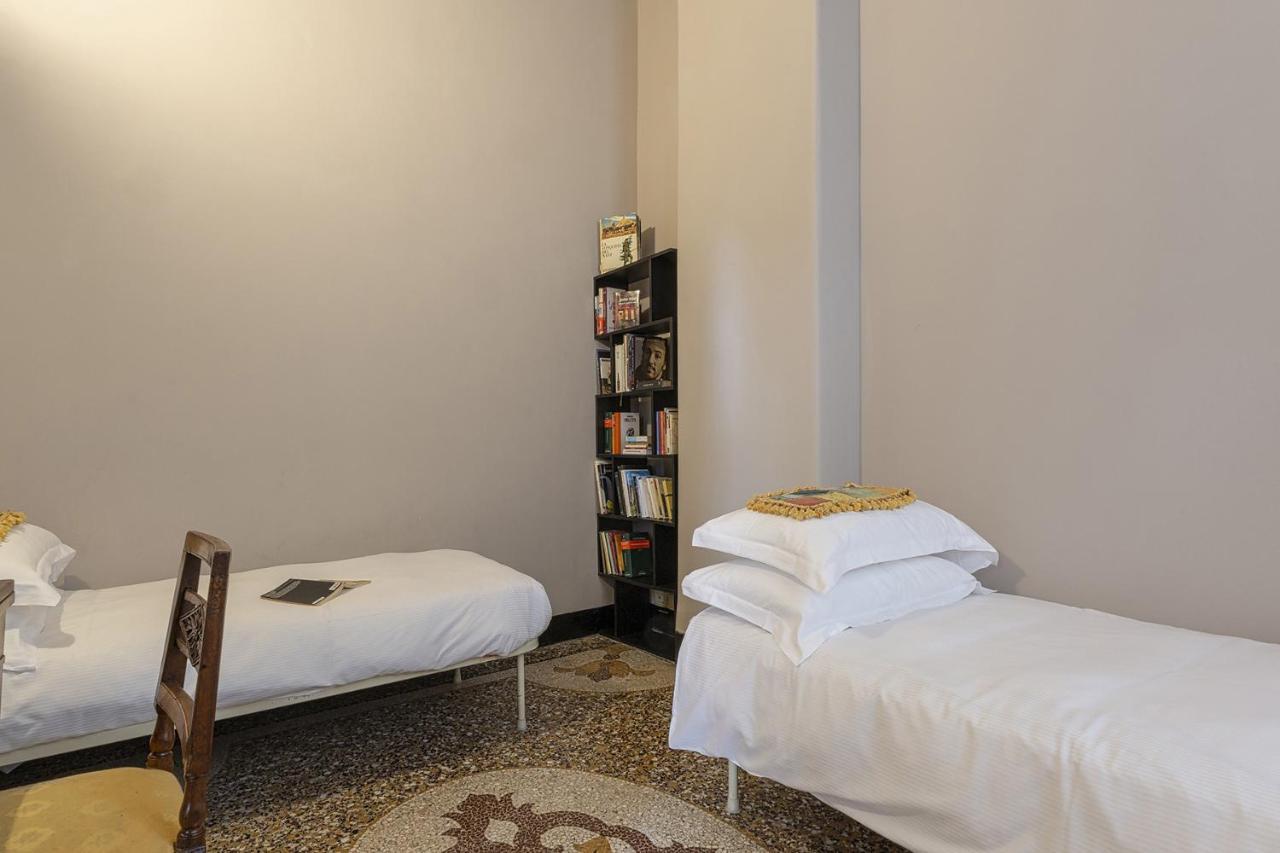 Fancy Apartment in Palazzo Grimaldi by Wonderful Italy Genova Esterno foto