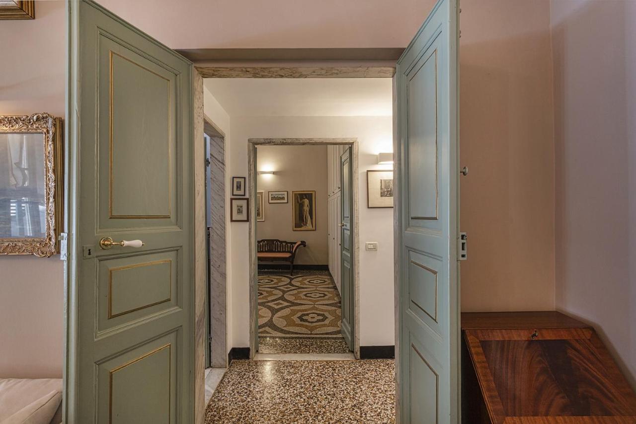Fancy Apartment in Palazzo Grimaldi by Wonderful Italy Genova Esterno foto